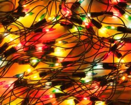 Natal seguro: Crea orienta sobre instalação de decorações luminosas